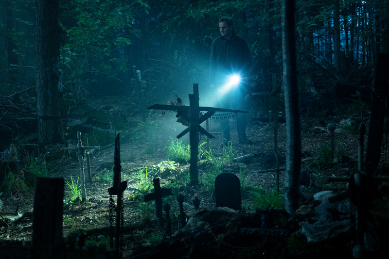 Illustration for article titled Pet Sematary digs for new ideas in Stephen King’s classic, but comes up empty